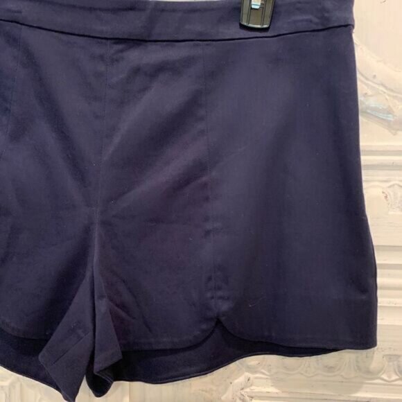 Draper James Scallop Navy Shorts Size 12 NWT - Picture 8 of 11